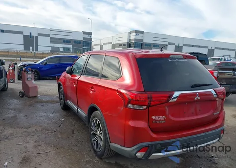 2016 Mitsubishi Outlander Es z USA, uszkodzony, nr VIN JA4AD2A33GZ021969